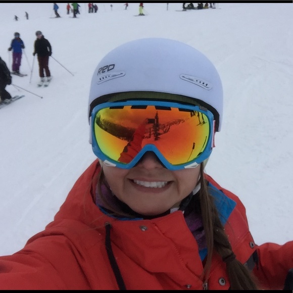 Meet your Posher, Brittany - Picture 1 of 1